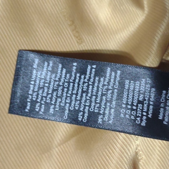 Aritzia Bomber Jacket Golden TNA Mahoney Faux Fur Leopard Print Size Large - Picture 13 of 13